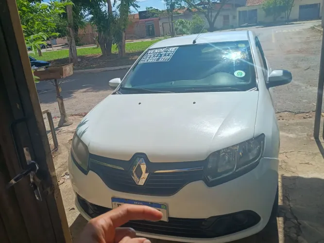 Renault Logan Expres./exp. UP Hi-flex 1.0 16V 4P 2015