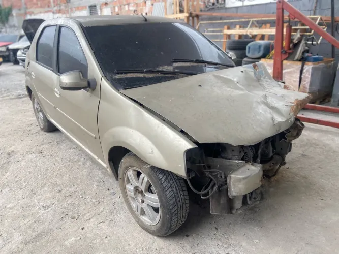 Vendo peças de Renault Logan 1.6 8v 2013