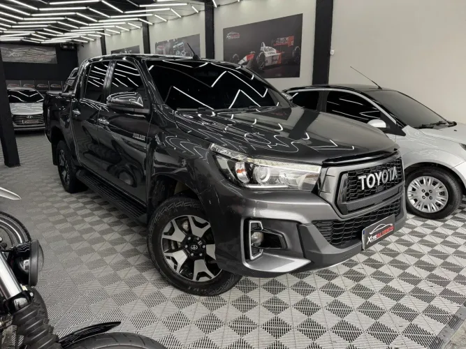 Toyota Hilux CD SRX 4X4 2.8 TDI 16V Diesel Aut. 2020