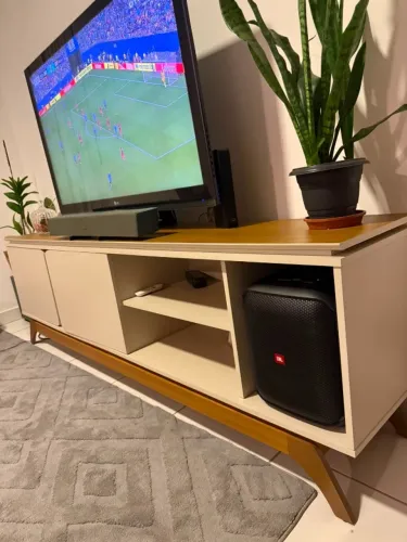 Rack TV