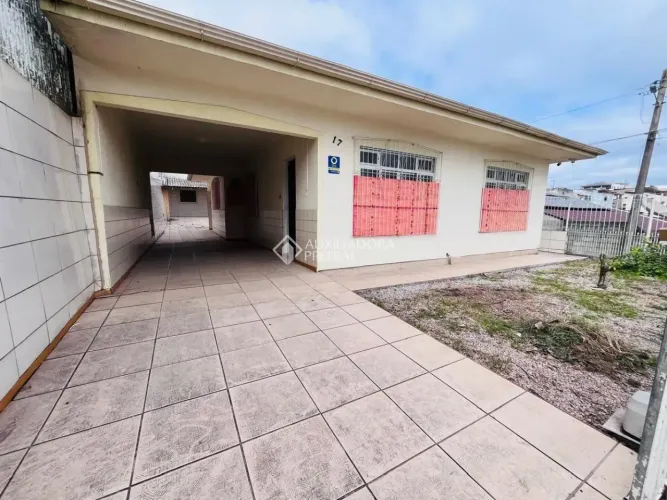 Casa com terreno de 360m/Jardim atlantico/Florianopolis