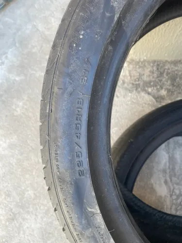 Par de Pneu 225/45/18