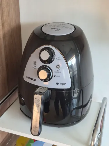 Air Fryer Mondial NAF-03 3,5L - Bom estado