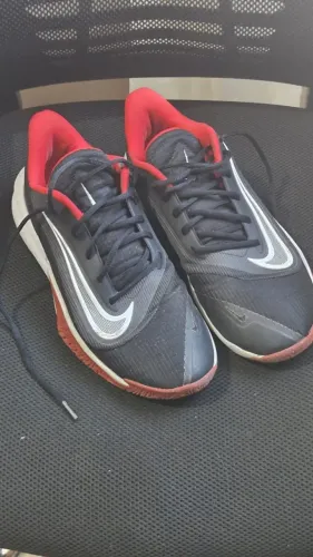 Nike Precision 7 tamanho 42