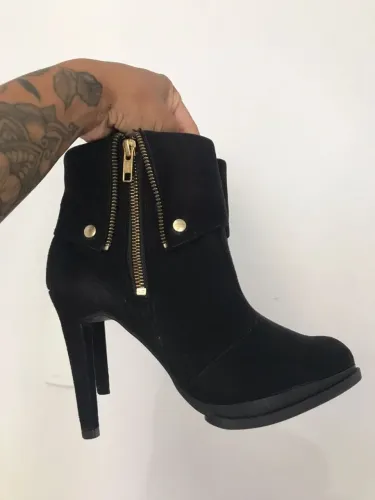 Bota preta 35