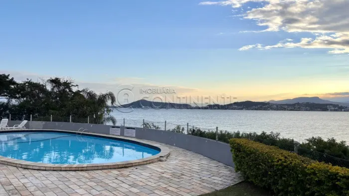 COBERTURA DUPLEX À VENDA NO BOM ABRIGO - ELEVADOR - PISCINA - FLORIANÓPOLIS