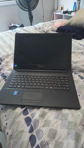 Vendo Note Lenovo i3, 8 ,128 ,leitor de CD funcionado