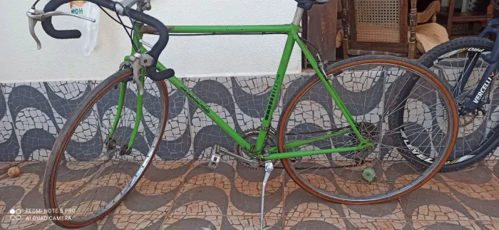 Bicicleta Caloi 10 anos 80. 85% original., não foi repintada.