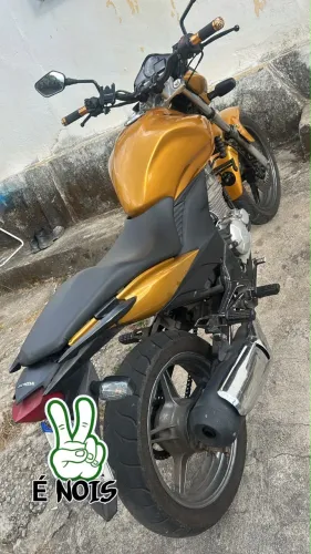 Vendo Honda CB 2011