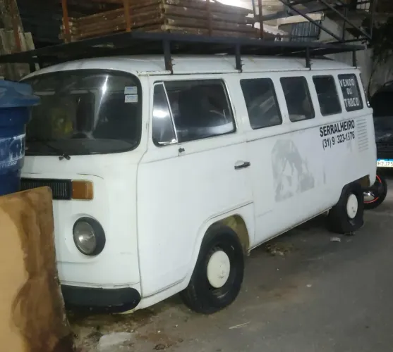 Volkswagen Kombi Standard/ Luxo/ Serie Prata 1995