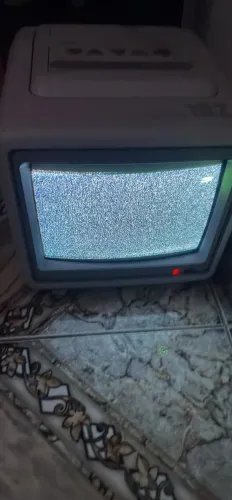 Tv de 10 polegadas funcionando perfeitamente 