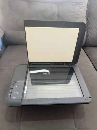 Impressora HP Deskjet 2050 multifuncional