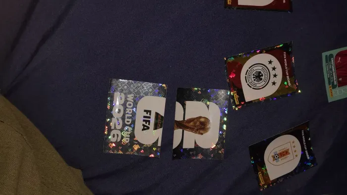 FIGURINHA DA TAÇA: FWC 1 E FWC 2