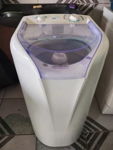 Máquina de lavar roupa Eletrolux 7kg