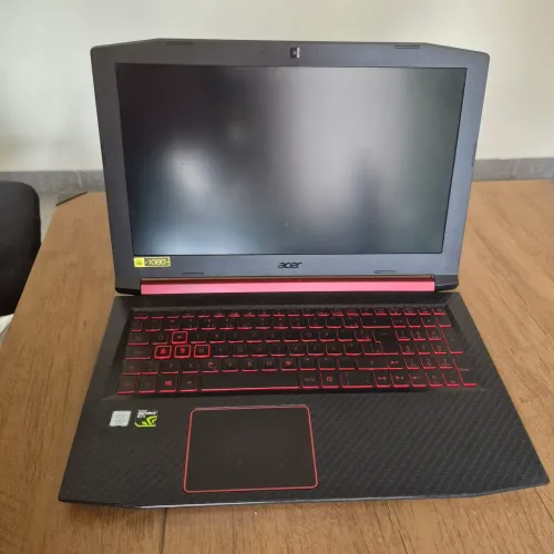 Notebook Gamer Acer Nitro 5 | i5 8ª Geração | GTX 1050 | SSD 512GB | 8GB RAM