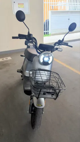 Bike Elétrica Luna 3meses de uso