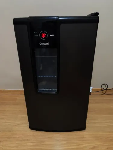 Consul Cervejeira Titanium CZD12MT 83L 127V Cinza Escuro com porta de vidro