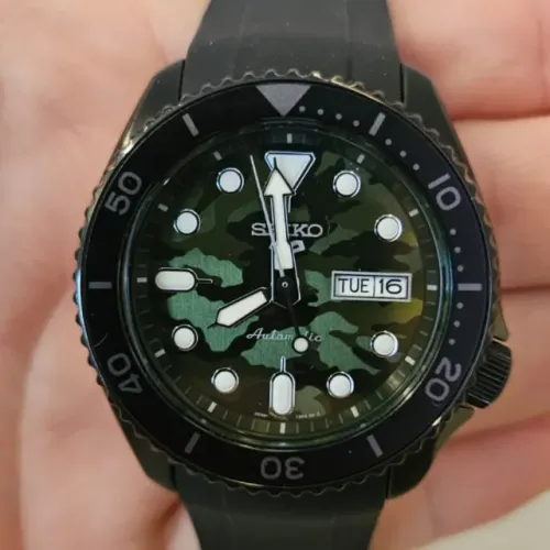 Seiko 5 Sports SRPJ37 Automático (Street Style) - Impecável + Pulseira Namoki Mods Curva