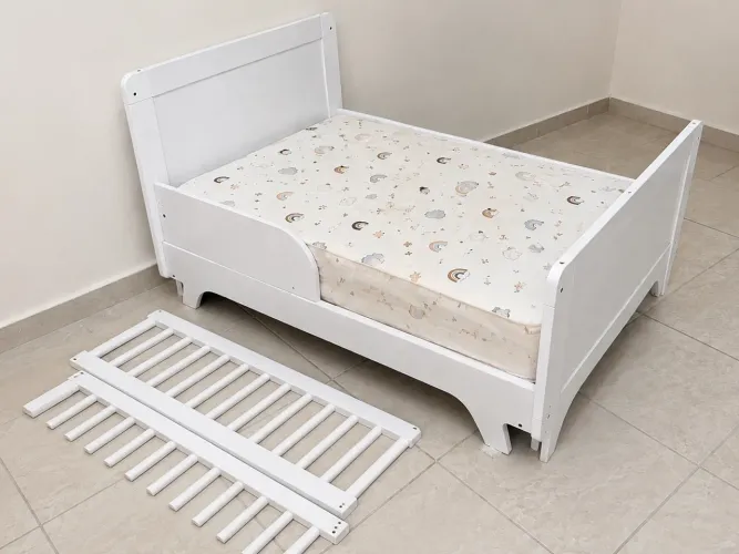 Cama infantil seminova
