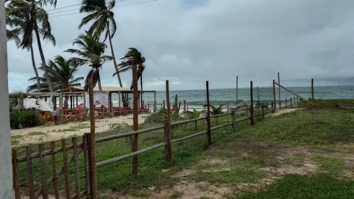 Casa 3/4, beira mar na praia de Santa Rita, Aluguel Só de Temporada