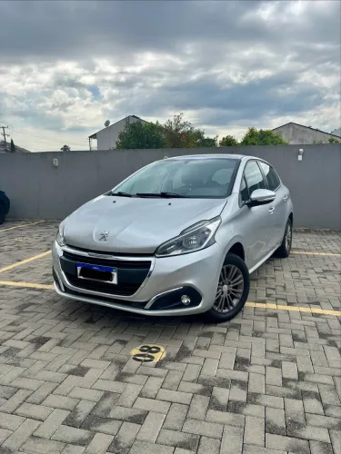 Peugeot 208 Allure 1.2 Flex 12V 5P Mec. 2018