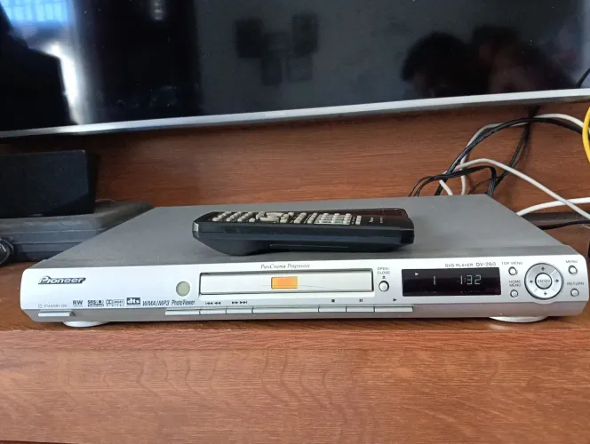 DVD Pioneer funcionando perfeitamente 