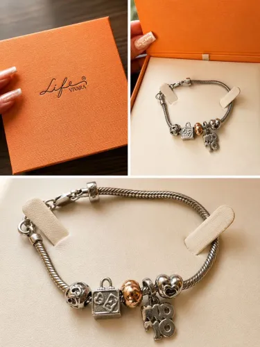 Pulseira Vivara com Berlocks