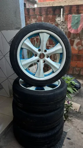 Vendo rodas de Hilux aro 20