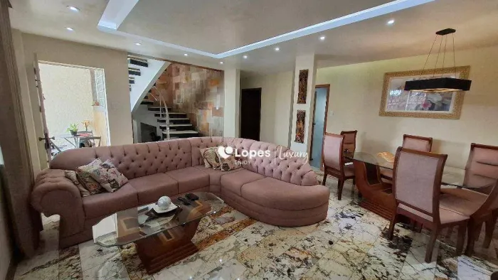 Casa Duplex com 5 quartos 3 vagas e quintal à venda em Maria da Graça, Rio de Janeira/RJ