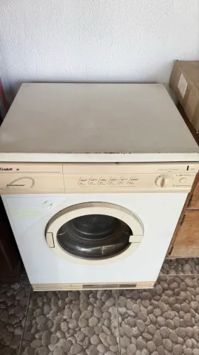Secadora de roupa Evolution Continental 127