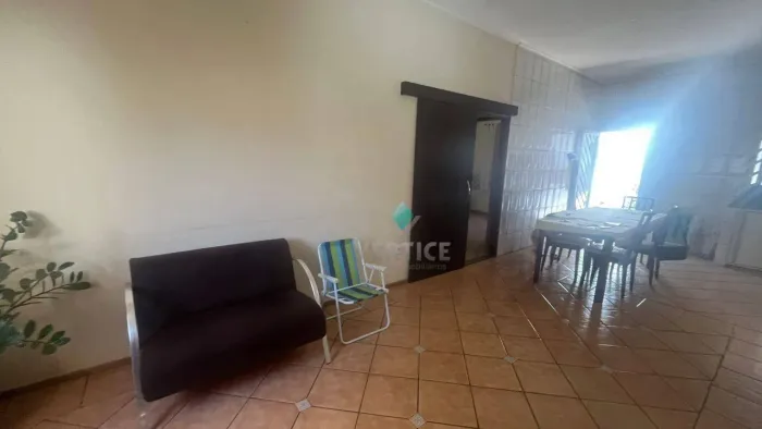 CASA COM EDÍCULA PARA LOCAÇÃO NO JARDIM ARROYO