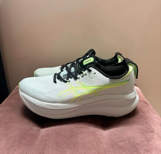 Tênis Asics Gel Nimbus 28