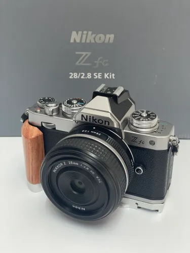 Nikon Zfc kit 28mm 2.8 câmera mirrorless 