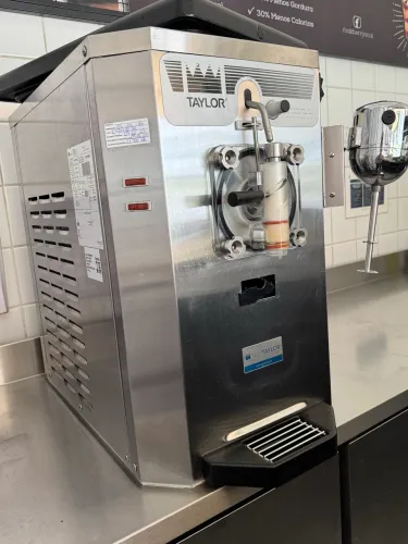 Máquina Taylor 430 - Equipamento de Shake/Açaí/Frozen