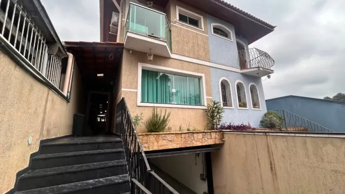 Sobrado com 4 dormitórios à venda, 250 m² por R$ 1.150.000,00 - Parque Casa de Pedra - São