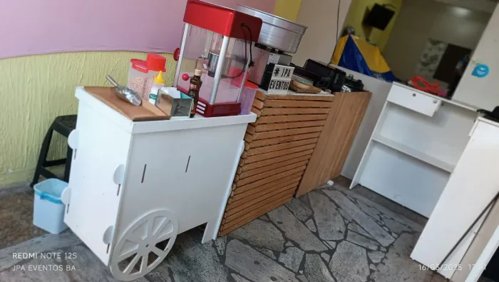 Pipoca doce e salgada pra festa infantil e empresarial