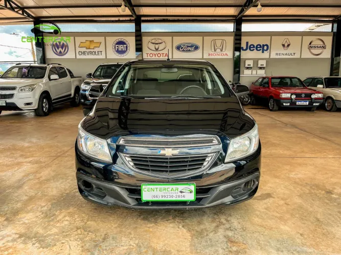 Chevrolet Onix Hatch LT 1.0 8V Flex Power Mec. 4P 2013