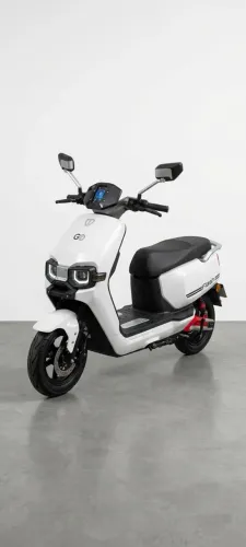 SCOOTER ELÉTRICA UNIVERSE BRANCO UNC 9