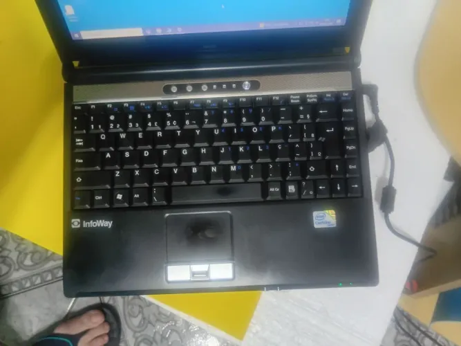 Notebook infoway 4 giga de ram  core2duo