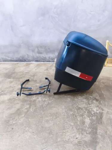 Baú resiplastic 90 litros e suporte chapan para CG FAN 160 de 2016 a 2024.<br>350,oo