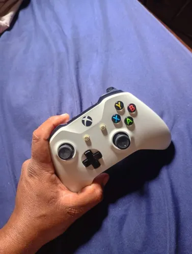 Controle Xbox em ótimo estado, só venda .