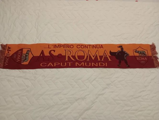 Cachecol AS Roma