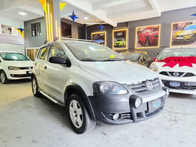 Volkswagen Crossfox 1.6 MI Total Flex 8V 5P 2008