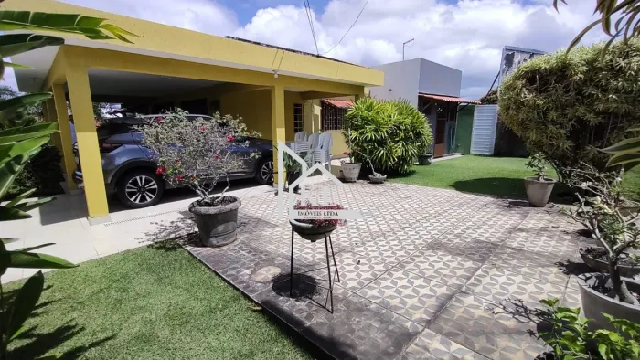 Casa comercial em candelária - entre av. prudente de morais e jaguarari
