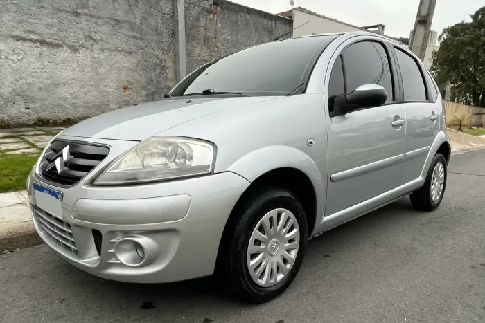 Citroen C3 GLX 1.4/ GLX Sonora 1.4 Flex 8V 5P 2010