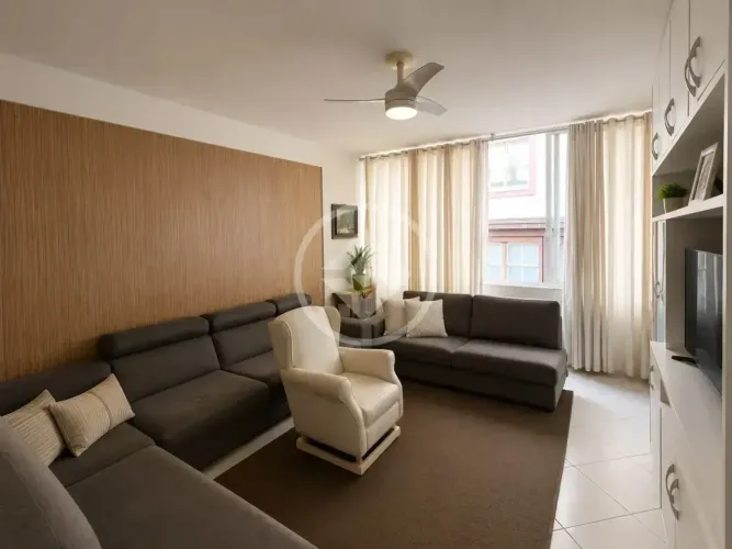 FKDS-Apartamento com vista para a Praça da Catedral 2 dorm. (opção para 3) Centro de Flori
