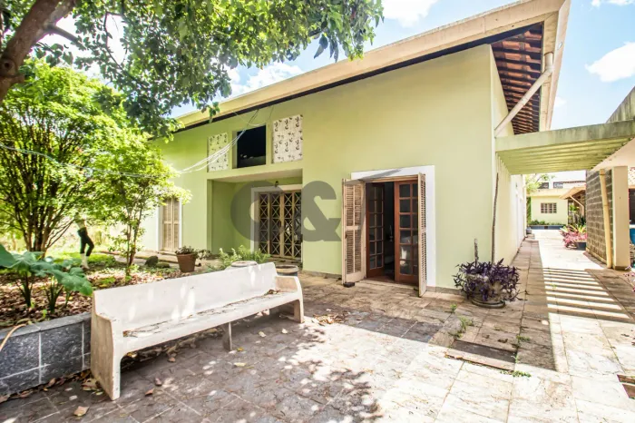 Casa Térrea - à Venda ou para Alugar no Alto da Boa Vista - São Paulo/SP.