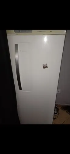 Vendo 2 geladeiras. LEIA A DESCRIÇÃO