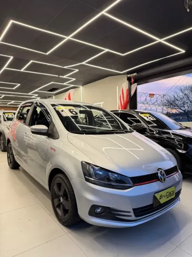 Volkswagen Fox Rock IN RIO 1.6 MI Total Flex 8V 5P 2016