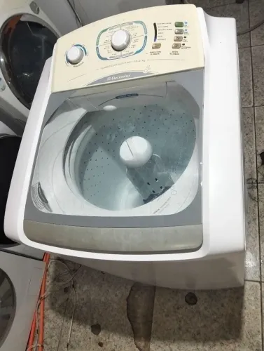 Máquina de lavar roupa 